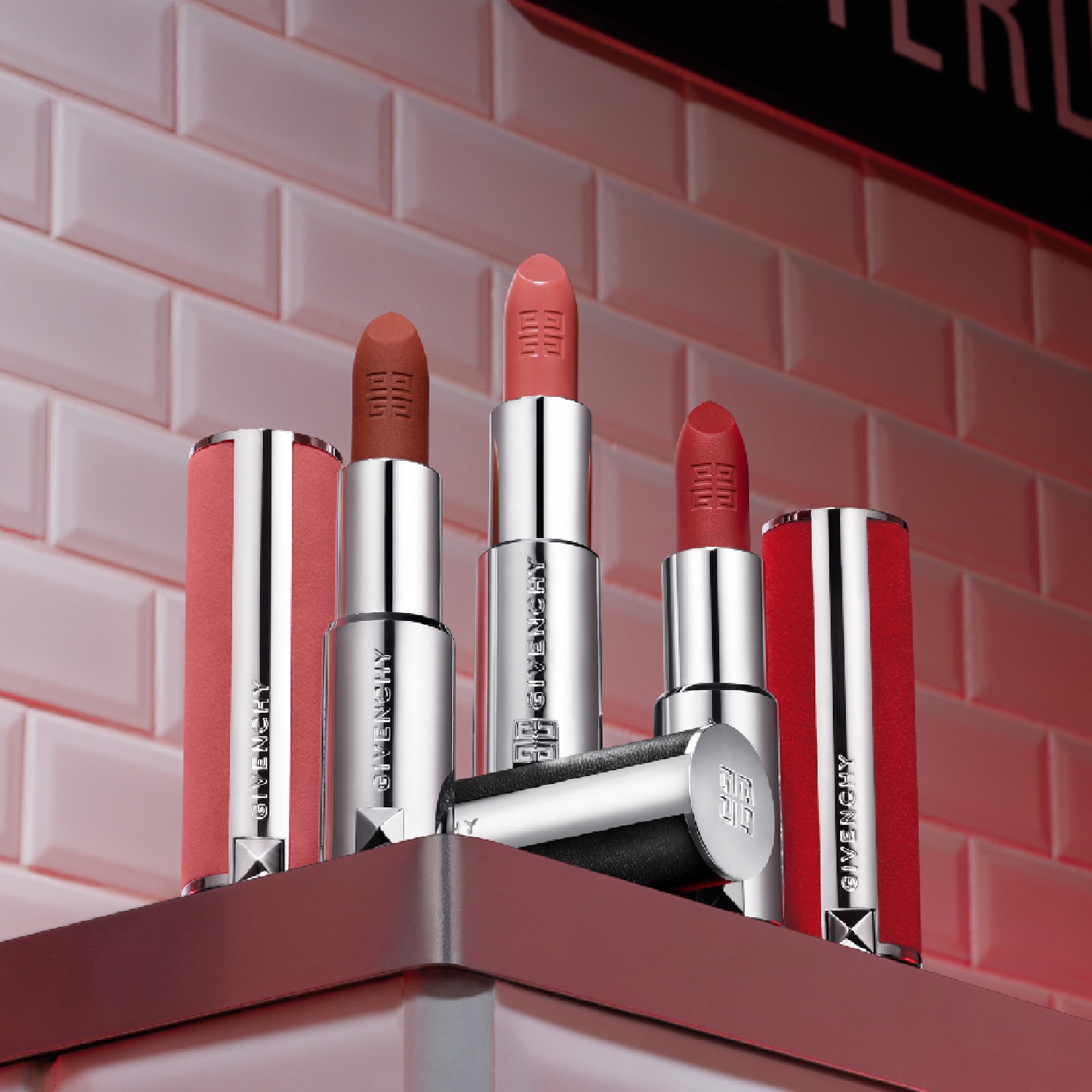 LE ROUGE SHEER VELVET LIPSTICK DE GIVENCHY (LABIAL MATE DE EFECTO DIFUMINADO Y LARGA DURACIÓN )